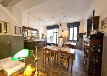 Interno non residenziale - Restaurant via Roma, 4, Cantello - photo 3