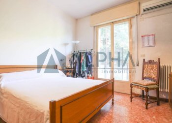 Camera da letto - Trilocale via Arcangelo Corelli, Forlì - foto 10