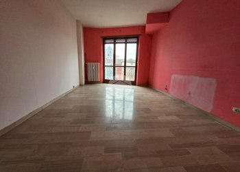 Quadrilocale Piazza Vittorio Emanuele II, San Benigno Canavese - foto 3