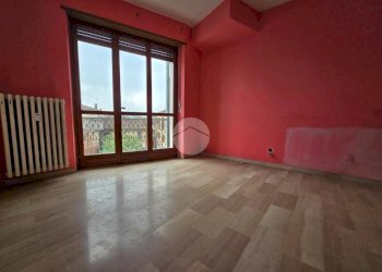 Quadrilocale Piazza Vittorio Emanuele II, San Benigno Canavese - foto 5