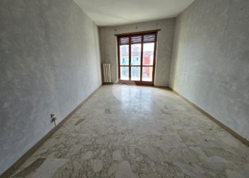 Quadrilocale Piazza Vittorio Emanuele II, San Benigno Canavese - foto 11