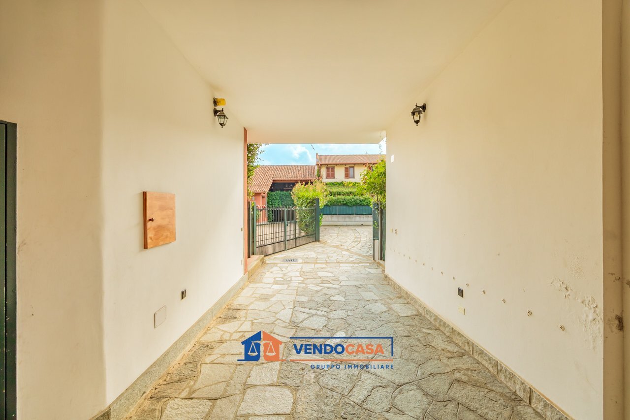 Independent house Piobesi Torinese - photo 2