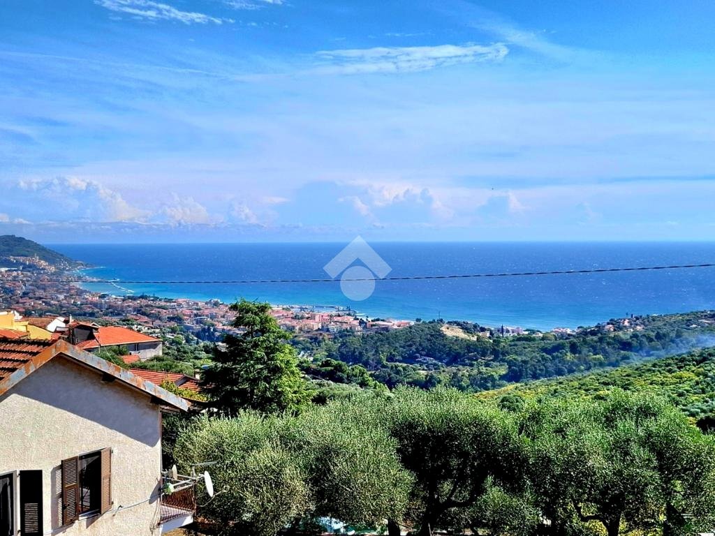 Appartamento Via San Leonardo, Diano Marina - foto 1