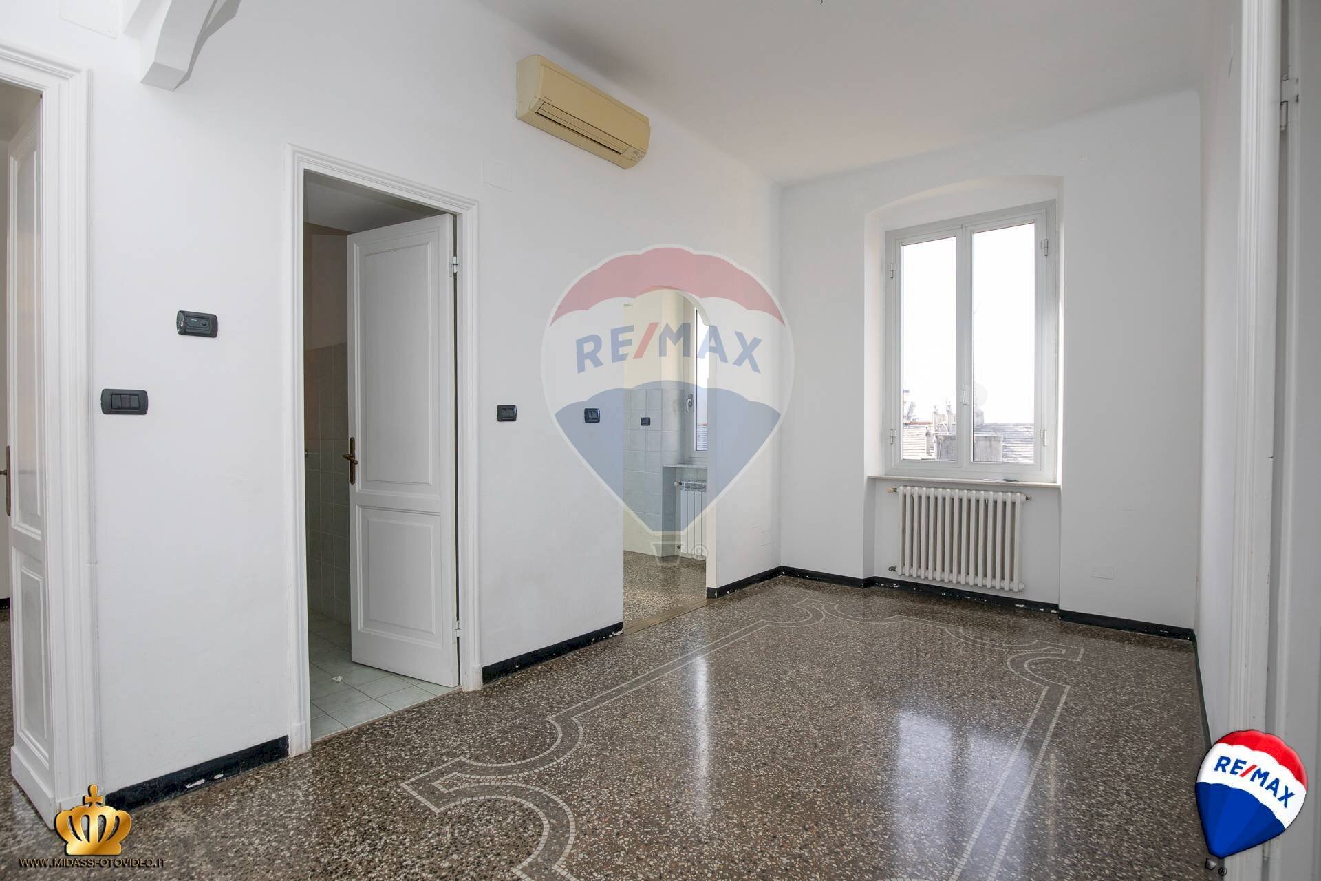 Three-room apartment Viale Goffredo Franchini, 8 
 Nervi, Genova (neighborhood Nervi) - photo 2