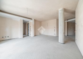 Trilocale Viale C. Battisti, Correggio - foto 8