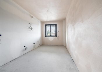 Trilocale Viale C. Battisti, Correggio - foto 13