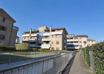 Three-room apartment Via Aldo Moro, Vignate - photo 3