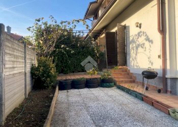 Portion of a house Via Don Primo Mazzolari, Parabiago - photo 9