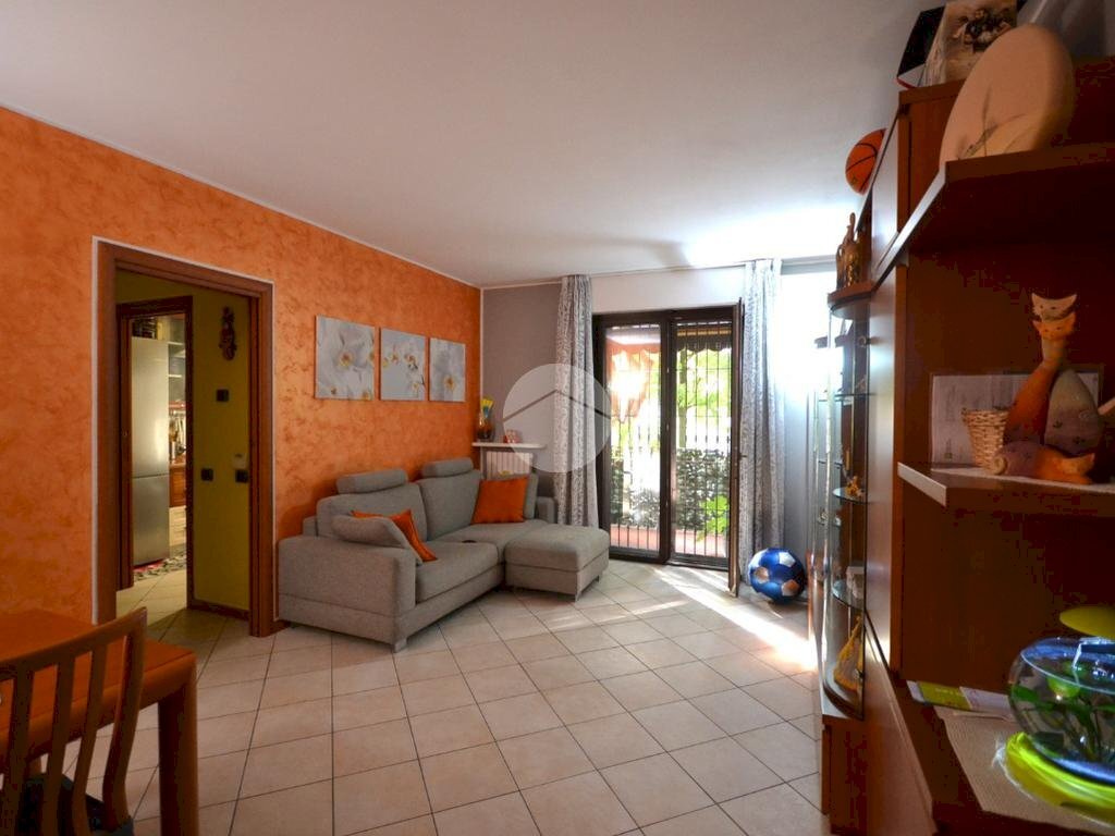 Three-room apartment Via Gagarin, Sedriano - photo 1
