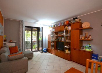 Three-room apartment Via Gagarin, Sedriano - photo 2