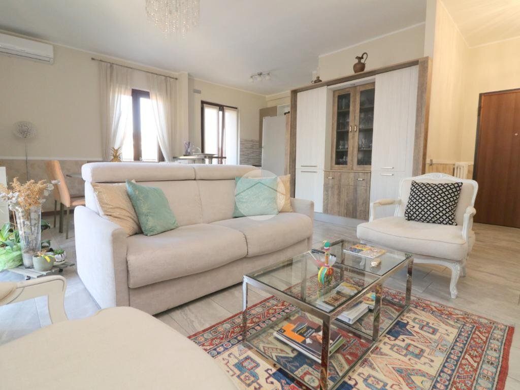 Three-room apartment Via Dei Cornaggia, Rho - photo 2