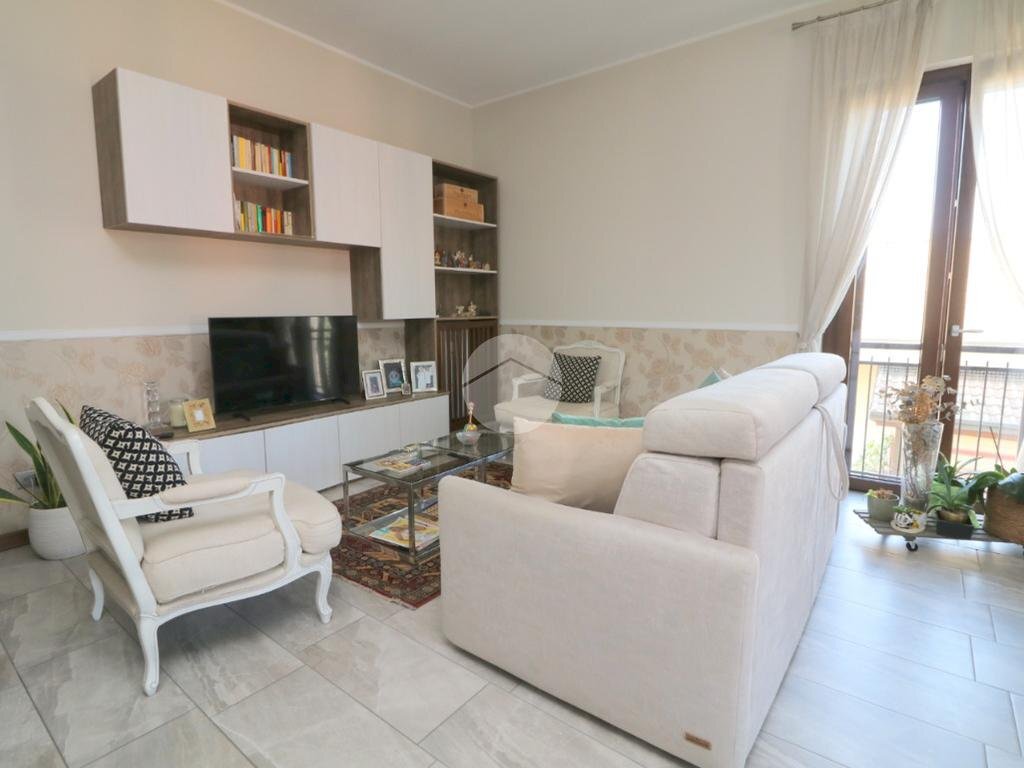 Three-room apartment Via Dei Cornaggia, Rho - photo 3