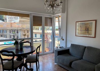 Three-room apartment Genova - photo 3