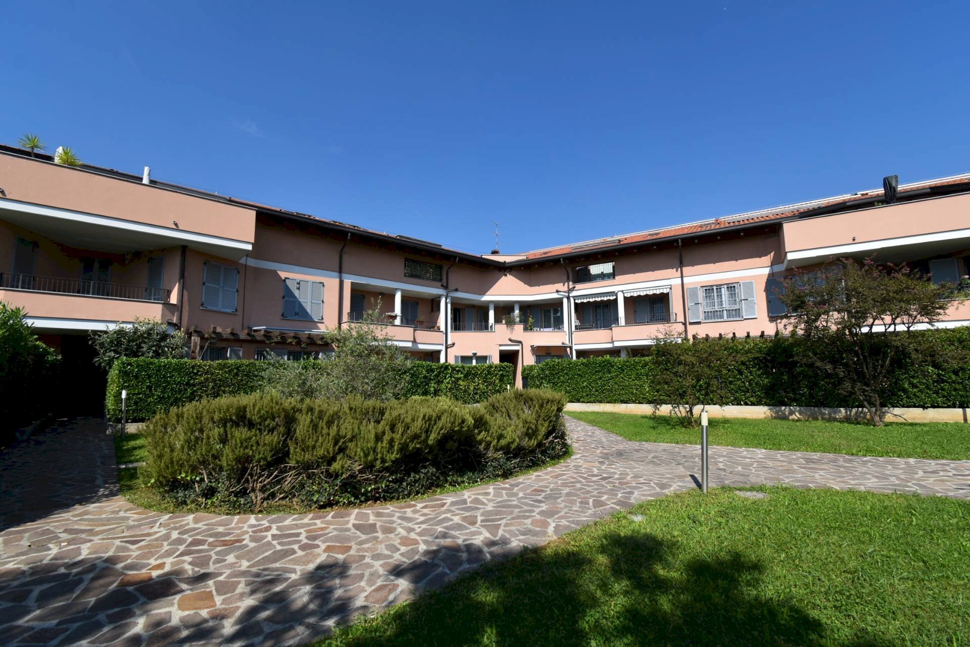 Foto 3 - Trilocale martiri delle foibe
 
22, Lesmo - foto 3