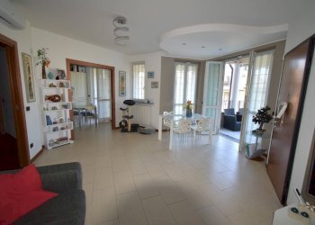 Foto 10 - Trilocale martiri delle foibe
 
22, Lesmo - foto 10