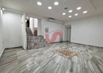 Foto 1 - Shop Corso Garibaldi
 
180, Benevento - photo 1