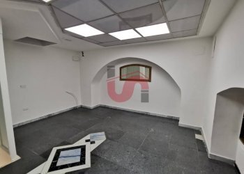 Foto 9 - Shop Corso Garibaldi
 
180, Benevento - photo 9
