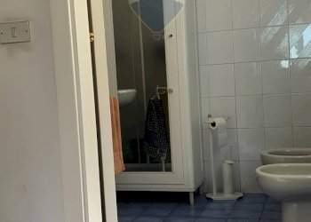 Bagno - Ufficio Via Don Guanella
 
15, Bari - foto 22