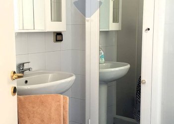 Bagno - Ufficio Via Don Guanella
 
15, Bari - foto 23