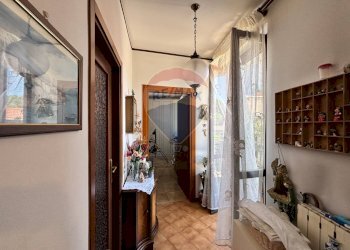 Hall / corridoio - Casa semi indipendente Via Merano
 
7, Varese - foto 21