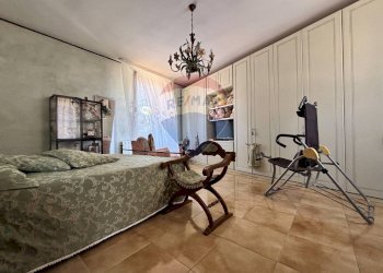 Camera / camera da letto - Casa semi indipendente Via Merano
 
7, Varese - foto 25