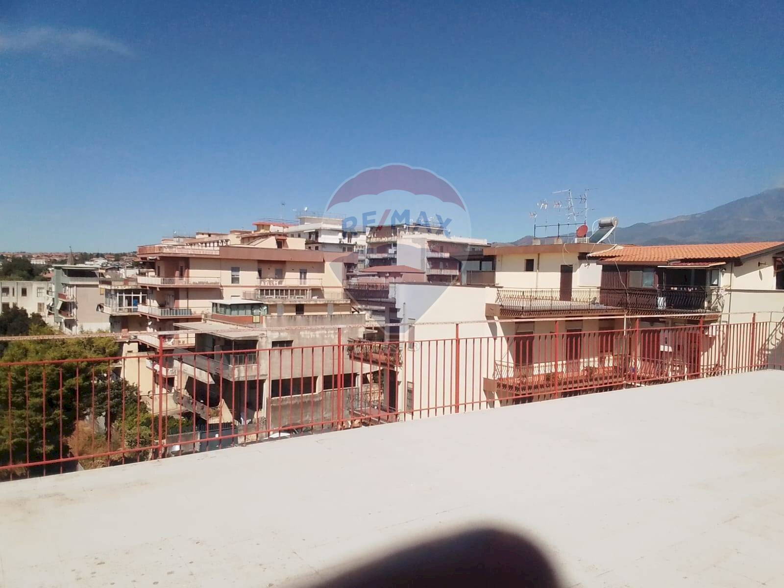 Edificio all\'aperto - Attico Via G STRANO
 
7, Gravina di Catania - foto 2