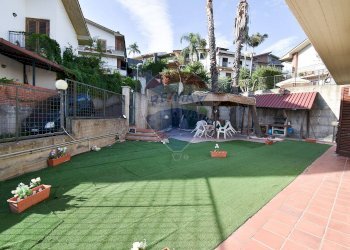 Terrazza - Villa via Dei Ciclopi
 
106, Aci Catena - foto 5