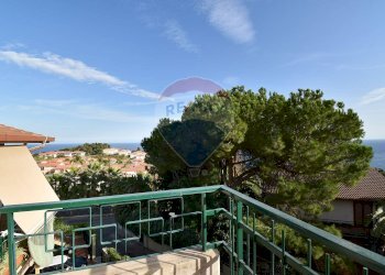 Balcone - Villa via Dei Ciclopi
 
106, Aci Catena - foto 22