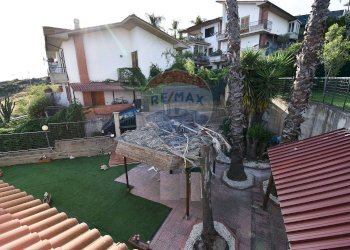 Casa all\'aperto - Villa via Dei Ciclopi
 
106, Aci Catena - foto 27