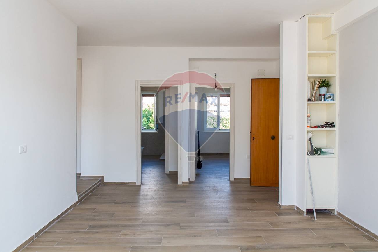 Stanza vuota - Quadrilocale Via Eugenio Barsanti
 
35, Catania - foto 1