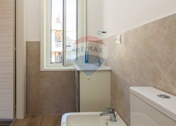 Bagno - Quadrilocale Via Eugenio Barsanti
 
35, Catania - foto 11