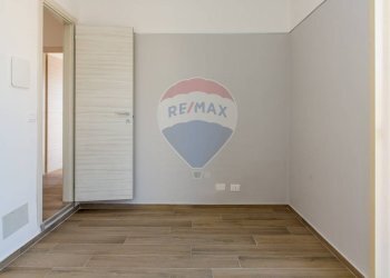 Stanza vuota - Quadrilocale Via Eugenio Barsanti
 
35, Catania - foto 16