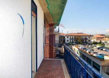 Balcone - Quadrilocale Via Eugenio Barsanti
 
35, Catania - foto 21