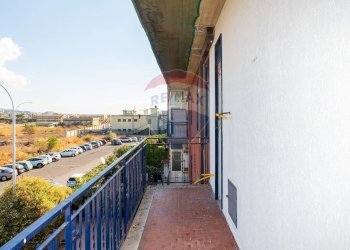 Balcone - Quadrilocale Via Eugenio Barsanti
 
35, Catania - foto 23