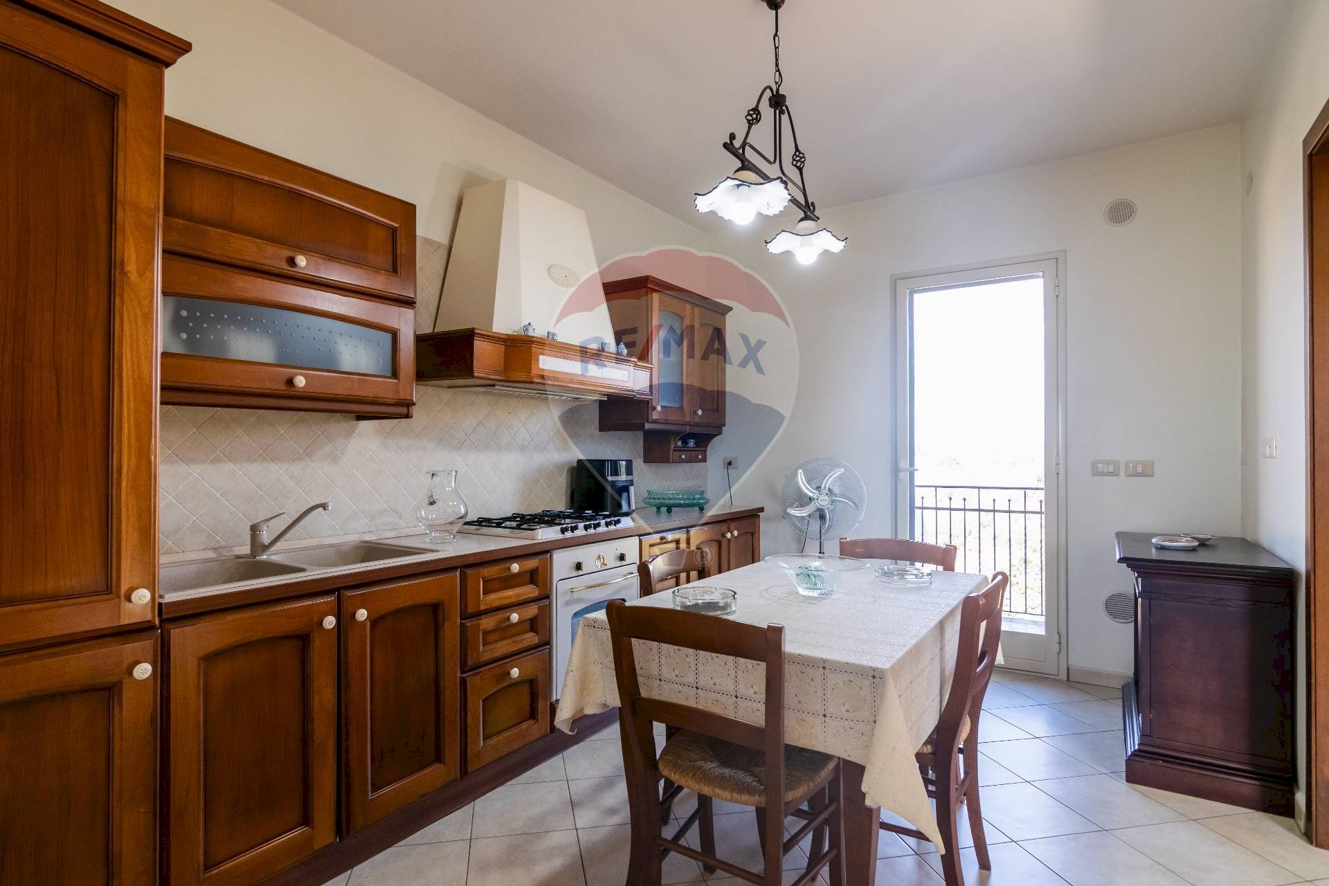 Cucina - Trilocale Viale Papa Giovanni XXIII
54, Camporotondo Etneo - foto 2