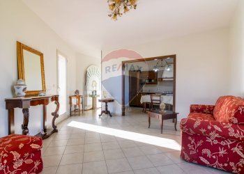 Soggiorno - Trilocale Viale Papa Giovanni XXIII
 
54, Camporotondo Etneo - foto 1