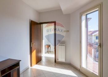 Hall / corridoio - Trilocale Viale Papa Giovanni XXIII
 
54, Camporotondo Etneo - foto 11