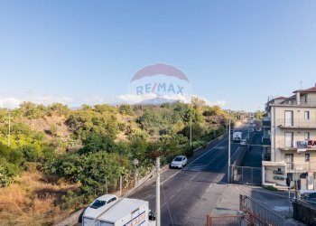 Edificio all\'aperto - Trilocale Viale Papa Giovanni XXIII
 
54, Camporotondo Etneo - foto 19