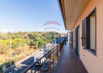 Balcone - Trilocale Viale Papa Giovanni XXIII
 
54, Camporotondo Etneo - foto 20