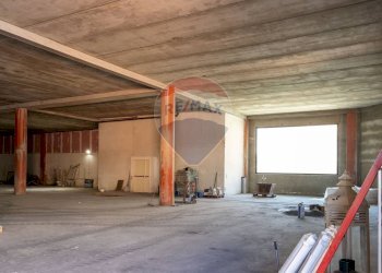 Parcheggio - Locale Commerciale VIALE CRISTOFORO COLOMBO
 
13, San Giovanni la Punta - foto 6