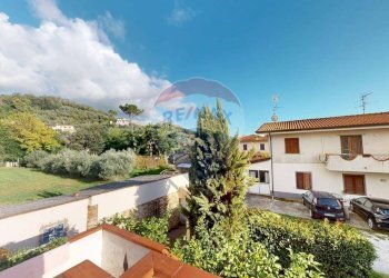 Edificio all\'aperto - Villa via spada cenami
 
51, Massarosa - foto 9