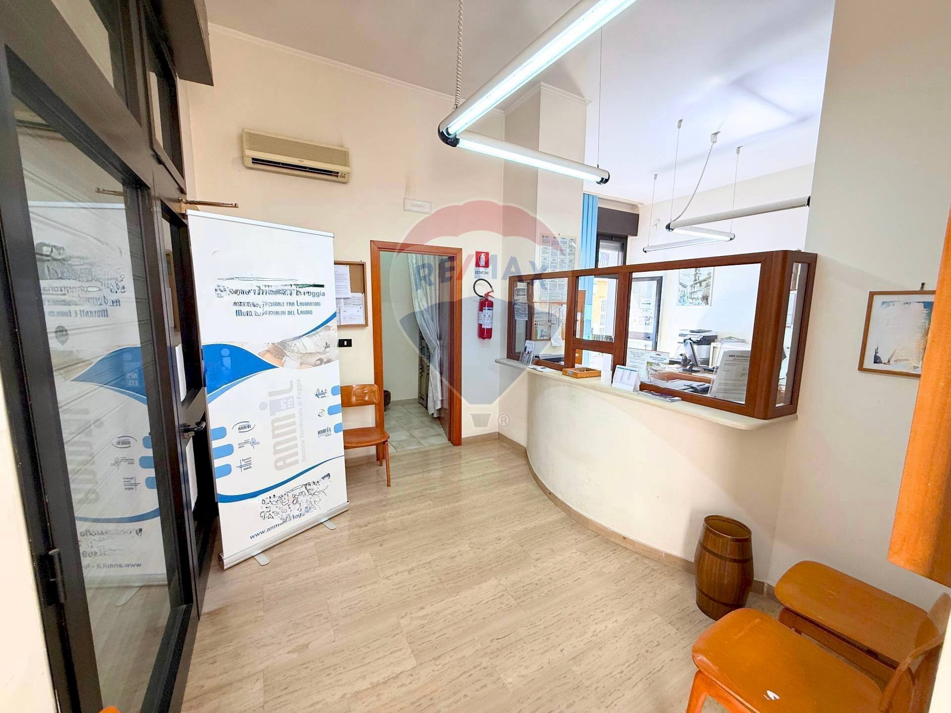 Hall / corridoio - Ufficio Via Saseo
 
19, Foggia - foto 3