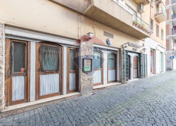 Edificio all\'aperto - Bar Tavola Calda - Fredda PIAZZA DEI MERLI
 
6, Frascati - foto 6