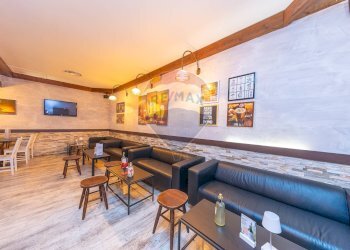 Sala da pranzo - Bar Tavola Calda - Fredda PIAZZA DEI MERLI
 
6, Frascati - foto 31