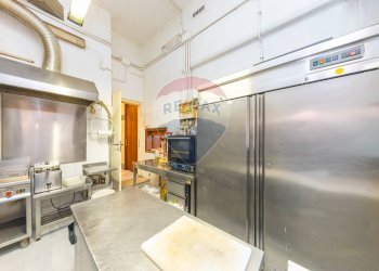 Cucina - Bar Tavola Calda - Fredda PIAZZA DEI MERLI
 
6, Frascati - foto 43