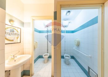 Bagno - Bar Tavola Calda - Fredda PIAZZA DEI MERLI
 
6, Frascati - foto 46