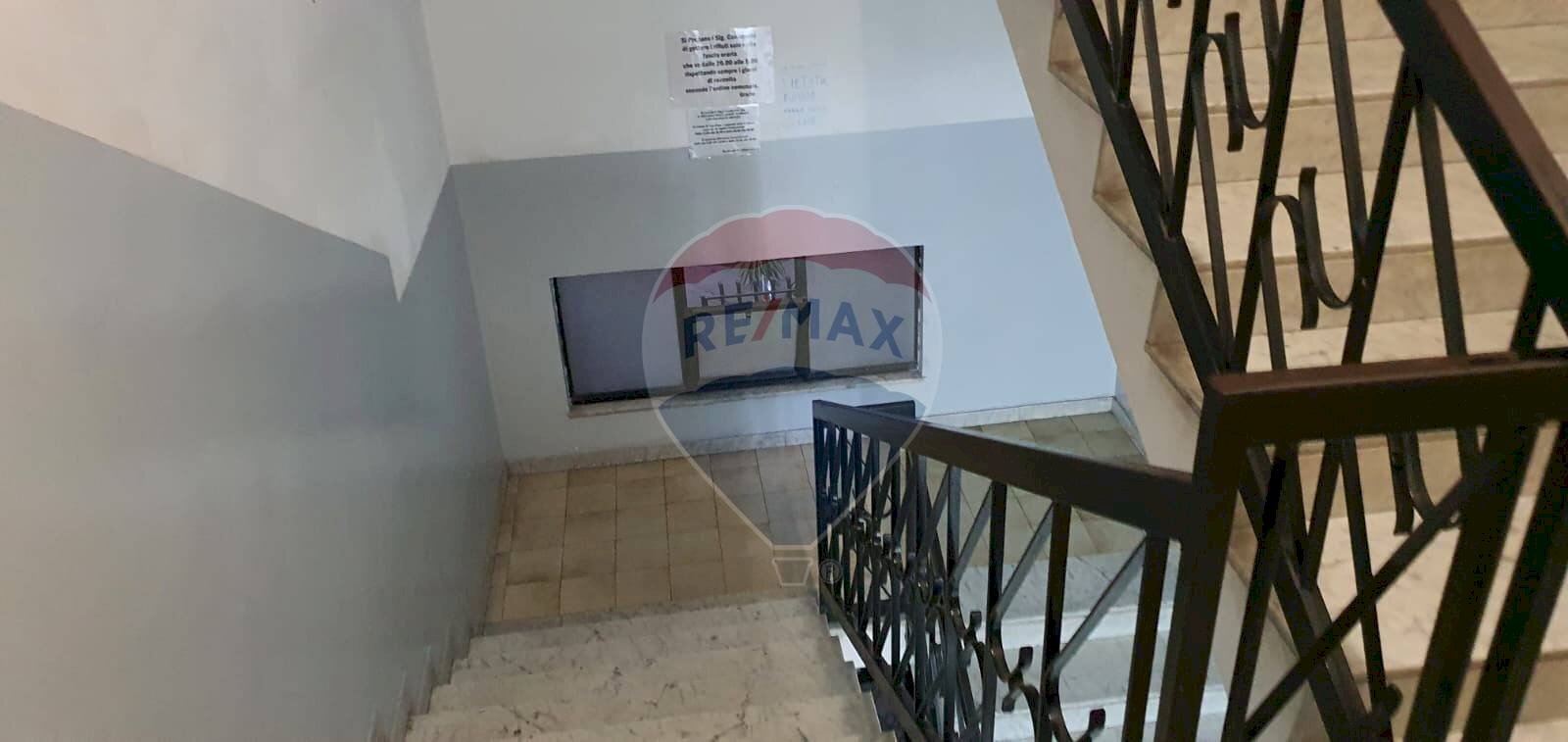 Scale - Bilocale VIA TORINO
 
2, Giardini-Naxos - foto 3