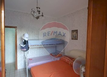 Camera / camera da letto - Bilocale VIA TORINO
 
2, Giardini-Naxos - foto 13