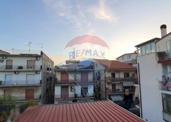 Edificio all\'aperto - Bilocale VIA TORINO
 
2, Giardini-Naxos - foto 21