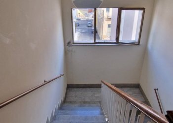 Scale - Trilocale Via Venezia
 
20, Enna - foto 3